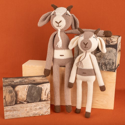 Crochet Pattern Yarn and Colors Gus Goat-2