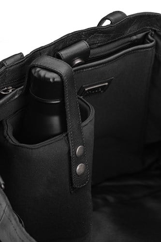 MUUD Hiba Black -  Handgemaakt leren shopper met opbergvakken 27x29cm detail b0