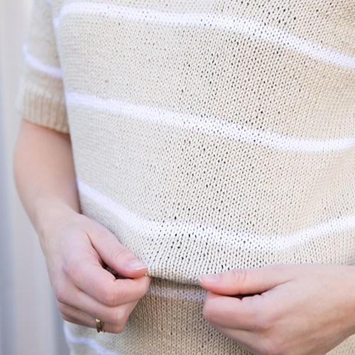 Knitting Kit Summer Top with V-Neck-2