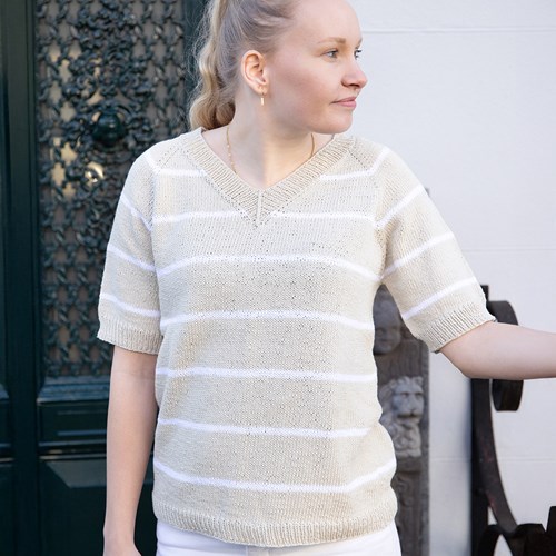 Knitting Kit Summer Top with V-Neck-3