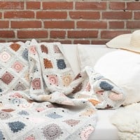 Crochet Pattern Yarn and Colors Hip To Be Square Blanket