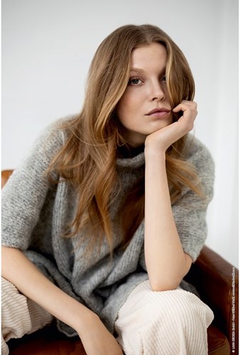 Nuvoletta Poncho Knitting Kit 2 Camel 36/42-2