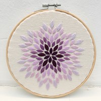 Petal Embroidery Kit 002 Purple