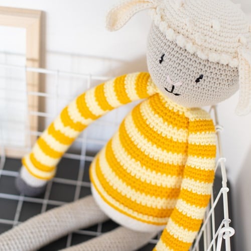Crochet Pattern Sheep Sara-3