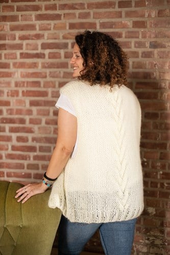 Knitting Pattern Short Cardigan Without Sleeves Elegant-2