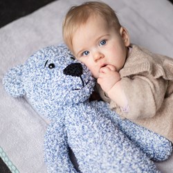 Hugg Bear Crochet Kit 1 Blue