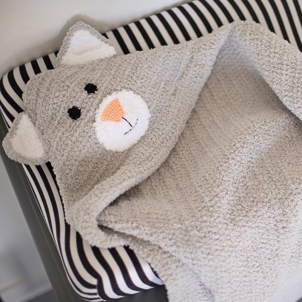 Yarnplaza Swaddle Blanket Cat Crochet Kit 