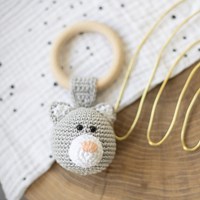 Crochet Pattern Yarnplaza Rattle Ring with Dangling Cat