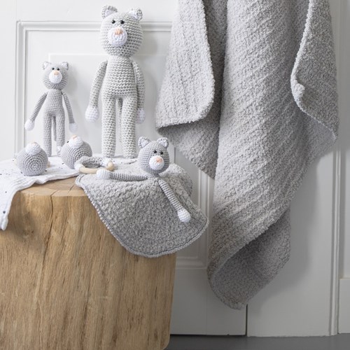 Crochet Pattern Yarnplaza Comfort Blanket Cat-2