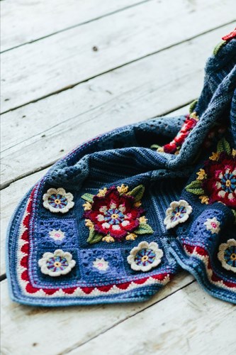 Indigo & Crimson Dreams Blanket Yarn & Crochet Kit-2