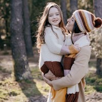 Knitting Pattern Katia Supreme Merino Scarf and Hat