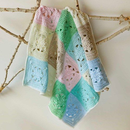 Katia Bunny Blanket Crochet Kit-3