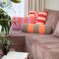 Graphic Cushions Yarn and Crochet Kit