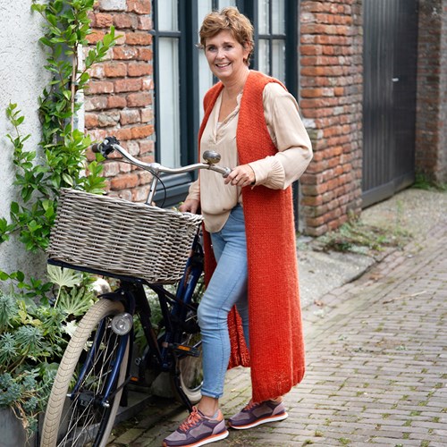 Long Cardigan Without Sleeves Knitting Kit Elegant