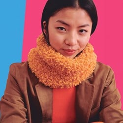 Katia Leaflet WOW Loopy Turtleneck Knitting Pattern NL/EN/DE/FR/ES/IT