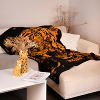 Ravishing Roar Yarn kit-2