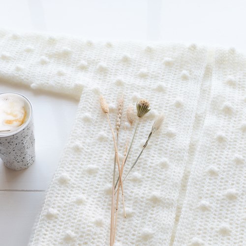Yarn and Colors Mayfield Cardigan Crochet Kit 002 Cream L