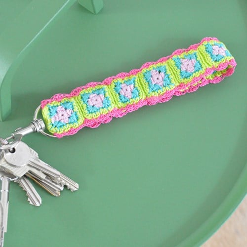 /m/i/mini-granny-squares-sleutelhanger-haakpatroon_2.jpg