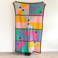 Yarn and Colors Mosaic Window Blanket Crochet Kit 100 Black-3