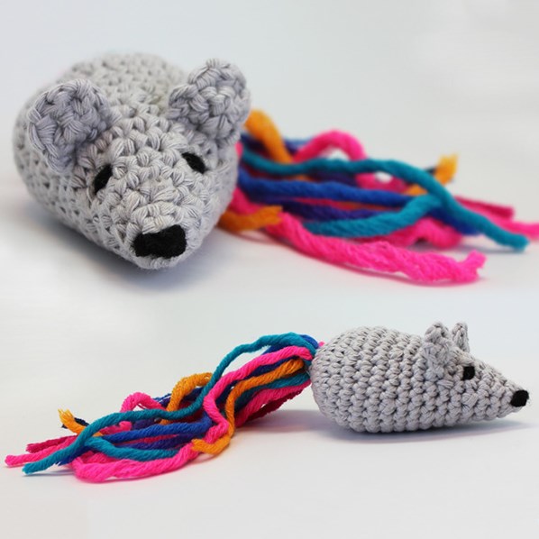 Free crochet pattern little mouse - Free Crochet Patterns at Yarnplaza.com