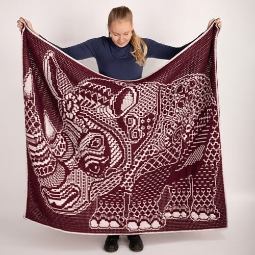 Zen Tangle Rhino - AdO Crochet Yarn and Crochet Kit Interlocking
