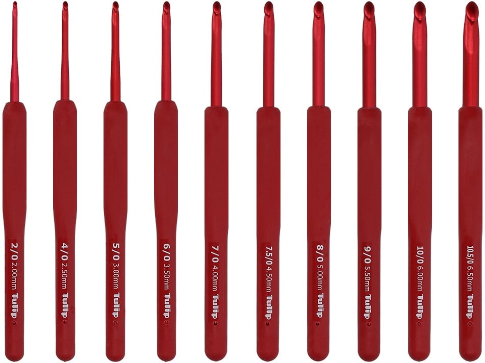 Tulip Etimo Red Crochet Hook - Yarnplaza.com Tulip Etimo Red Crochet Hook - Yarnplaza.com