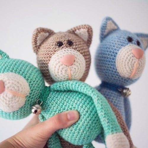 Yarn And Colors Charming