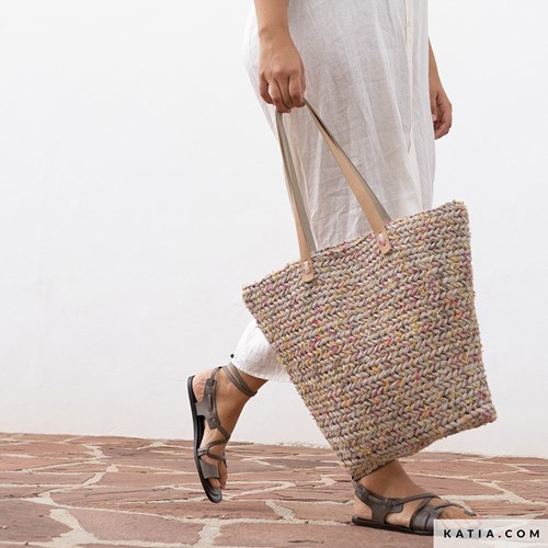 Katia Crochet 121 magazine