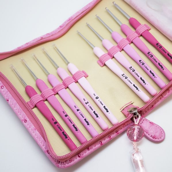 SET OF Tulip ETIMO Rose Wool and Lace Crochet Hook With Cushion Grip Includ  10 Pcs Hooks Gift 