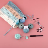 Yarn and Colors Ruffle Pouch Crochet Kit 072 Glass