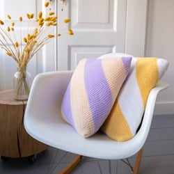 Felt-It Striped Cushion Crochet Kit