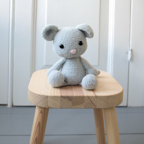 Felt-It Mouse Crochet Kit 012 Lizz - Cement Grey