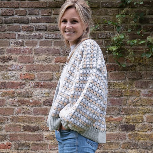Felt-It Granny Stripe Cardigan Crochet Kit 020 Misty Grey L/XL-3