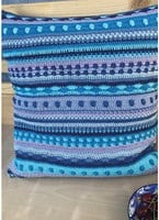 Crochet Pattern Catania Summerstripes Cushion-2