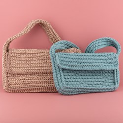 Crochet Pattern Yarn and Colors Shoulder Bag