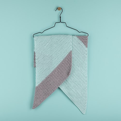 Crochet Pattern Yarn and Colors Slanted Scarf-2