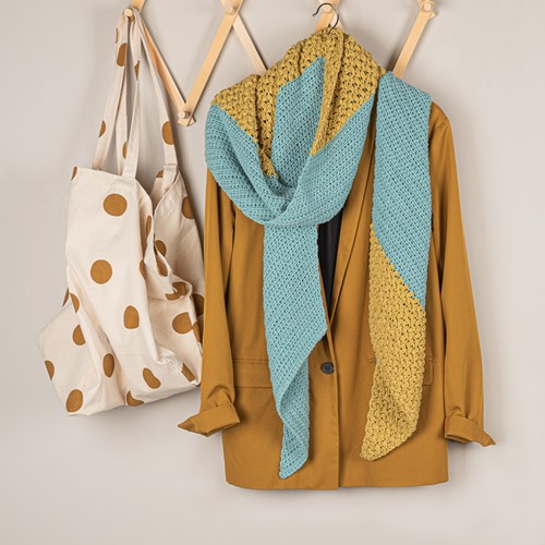 Crochet Pattern Yarn and Colors Slanted Scarf
