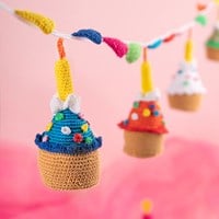 Cupcake Bunting - Crochet Kit-3