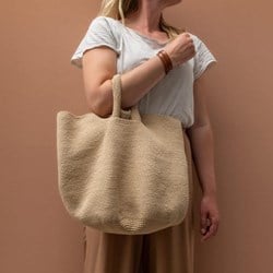 Yarn and Colors Slouchy Pouch Crochet Kit