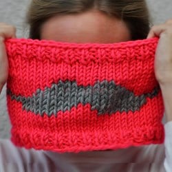 Knitting pattern Moustache snood