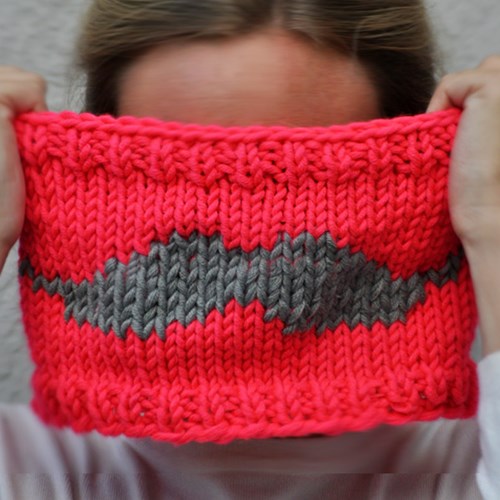 Knitting pattern Moustache snood