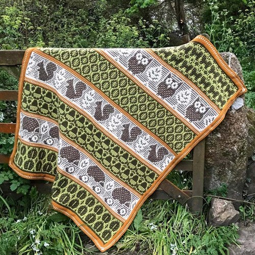 Flora's Fauna CAL Special DK Yarn Kit 02 Forest Small