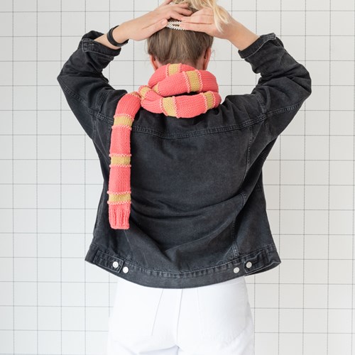 Knitting Pattern Yarn and Colors Striped Scarf-3