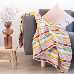 Crochet Pattern Yarn and Colors Stripy Waves Blanket