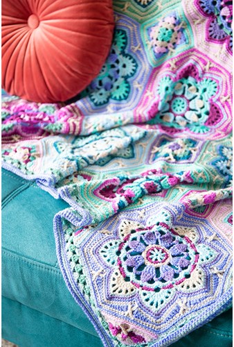 Persian Tiles Lavender Fields Blanket Crochet Kit