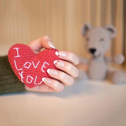 Valentine’s Little Bear 'I Love You' Crochet Kit-3
