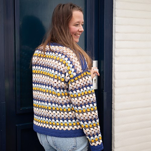 Granny Stripe Sweater Crochet Kit Collar Blue S/M-3