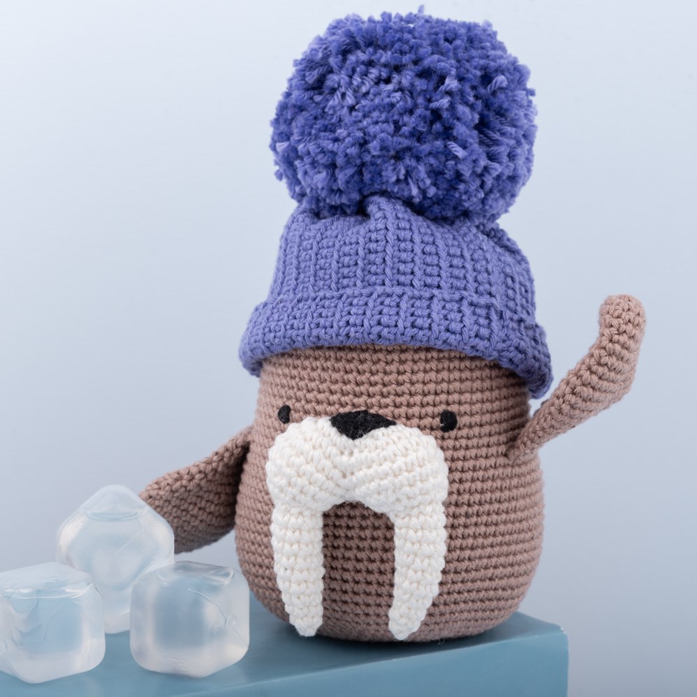 Yarn and Colors Wally the Walrus Crochet Kit 