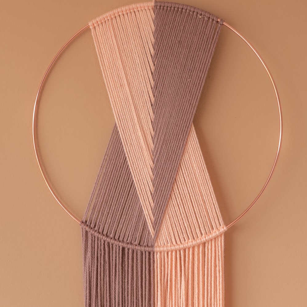 Macramé Pattern Yarn and Colors Weave it Wall Hanging 