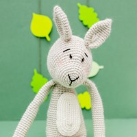 Yarn and Colors Rosie Rabbit Crochet Kit 004 Birch-2